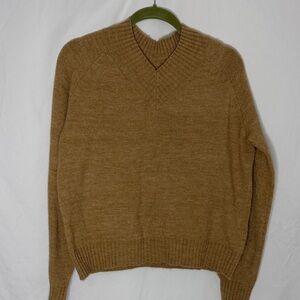 Banana Republic Women's Tan V-Neck Sweater